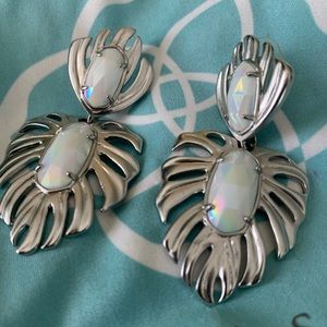 Kendra Scott Kirby earrings